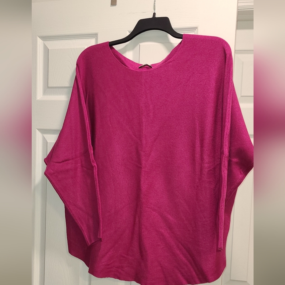 Women's Pink Top
